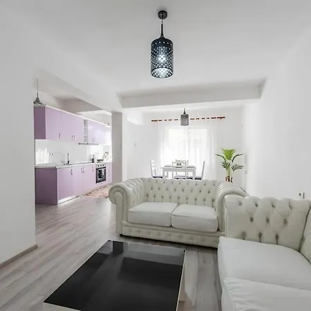 Bllok Moni Resilience 2bedr Terrace * Tirana