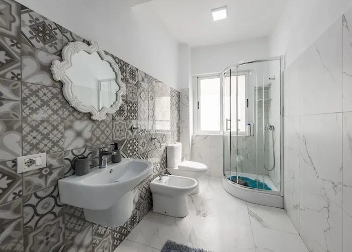 Bllok Moni Resilience 2bedr Terrace 아파트 *