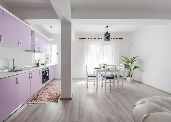 Apartmán Bllok Moni Resilience 2bedr Terrace Tirana