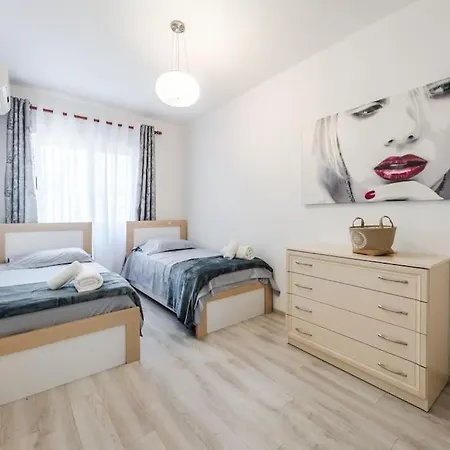 Apartamento Bllok Moni Resilience 2bedr Terrace *